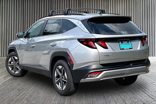 Shimmering Silver 2026 Hyundai TUCSON SEL