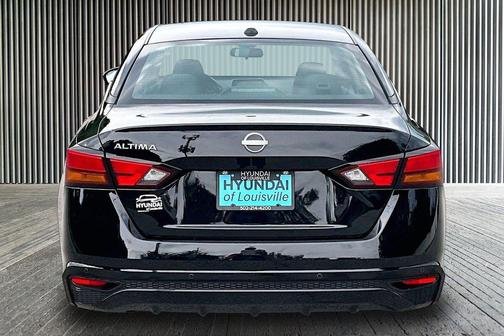 Super Black Clearcoat 2025 Nissan Altima SV