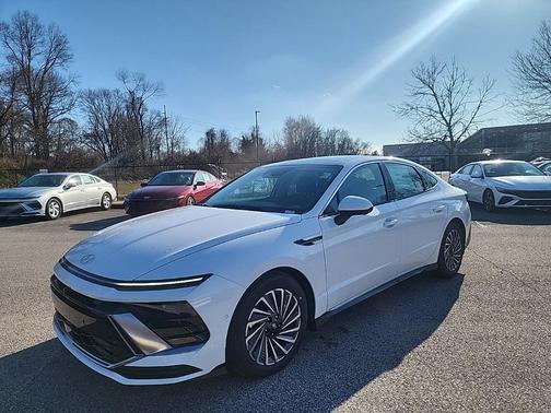 2025 Hyundai SONATA Hybrid Limited