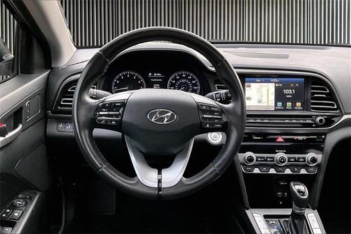 2020 Hyundai ELANTRA Limited