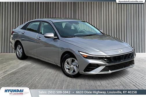 2025 Hyundai ELANTRA SE