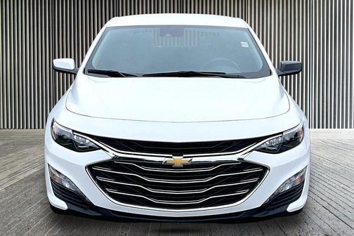 Summit White 2023 Chevrolet Malibu LT