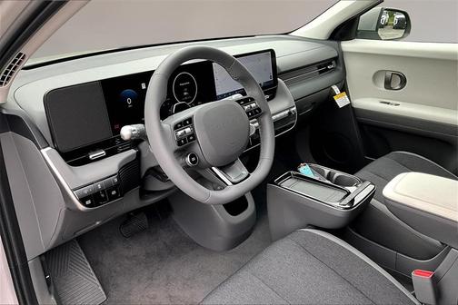 2025 Hyundai IONIQ 5 SE