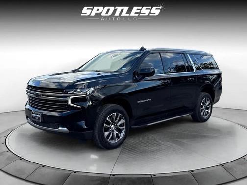 2022 Chevrolet Suburban LT