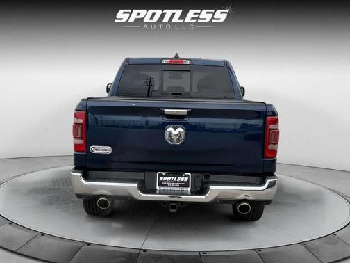 Patriot Blue Pearlcoat 2019 RAM 1500 Longhorn
