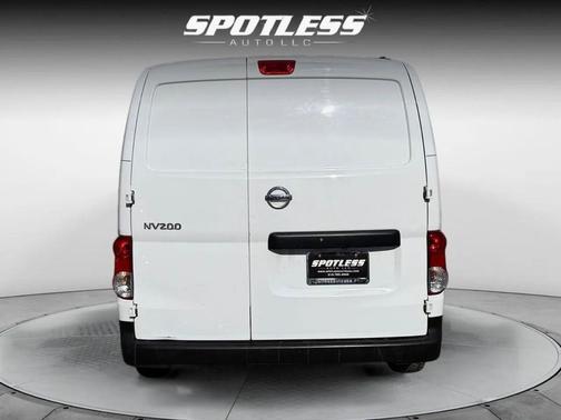 2021 Nissan NV200 S