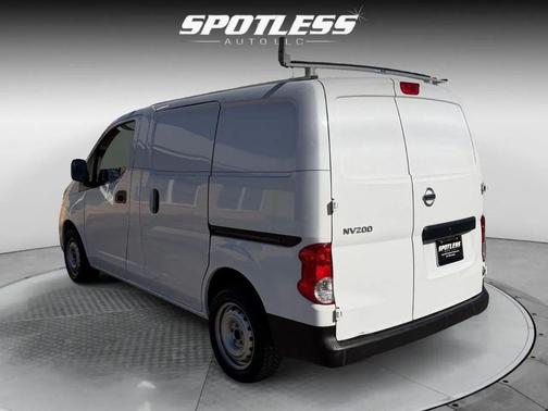 2021 Nissan NV200 S