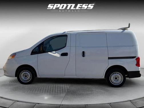 2021 Nissan NV200 S