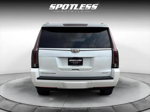 2017 Cadillac Escalade ESV Luxury