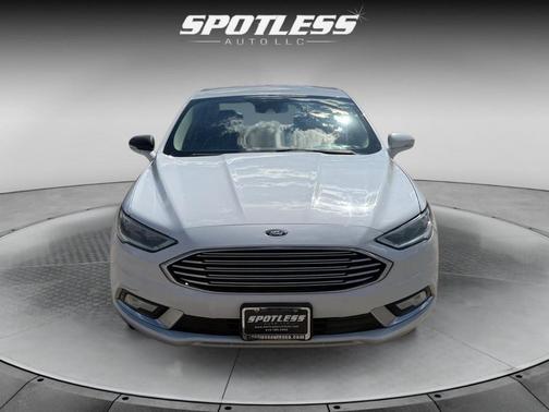 2017 Ford Fusion Hybrid SE
