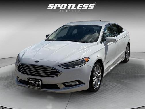2017 Ford Fusion Hybrid SE