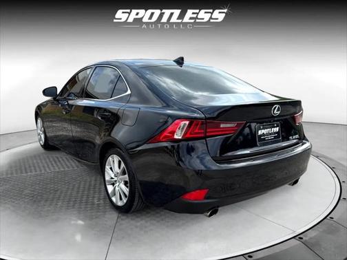 2015 Lexus IS 250 Crafted Line