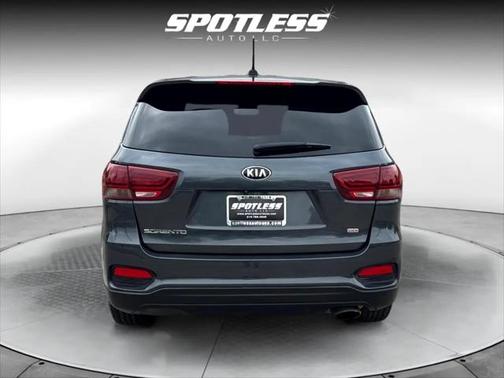 2020 Kia Sorento LX