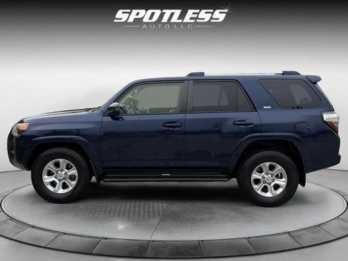 Nautical Blue Metallic 2019 Toyota 4Runner SR5