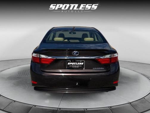 2015 Lexus ES 300h Base