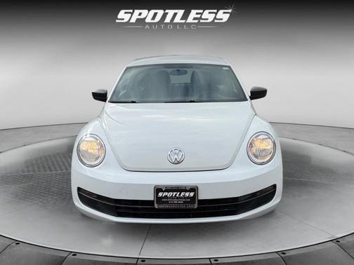 2014 Volkswagen Beetle Auto 1.8T Entry
