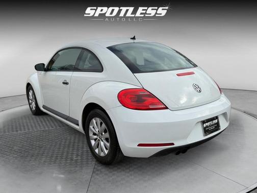 2014 Volkswagen Beetle Auto 1.8T Entry
