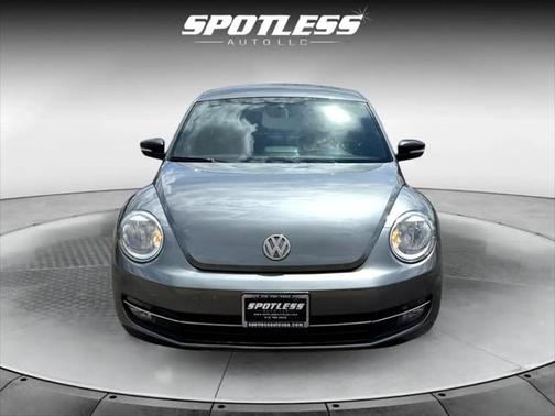 2012 Volkswagen Beetle Base