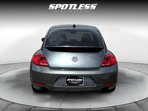 2012 Volkswagen Beetle Base