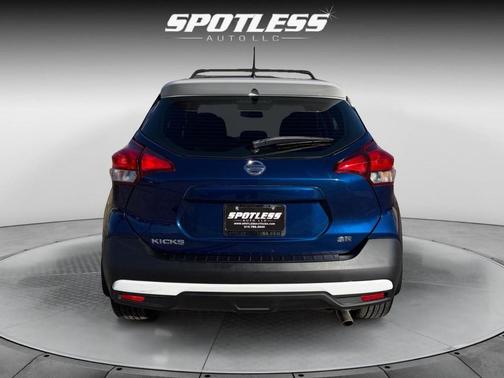 2019 Nissan Kicks SV