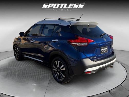 2019 Nissan Kicks SR