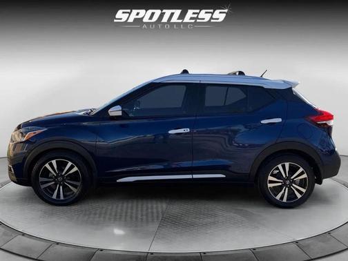 2019 Nissan Kicks SR