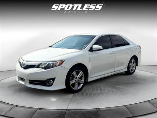 2013 Toyota Camry SE