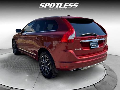 2016 Volvo XC60 T6 Drive-E