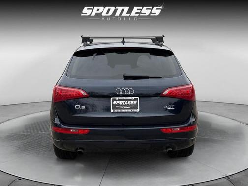 2011 Audi Q5 Premium Plus