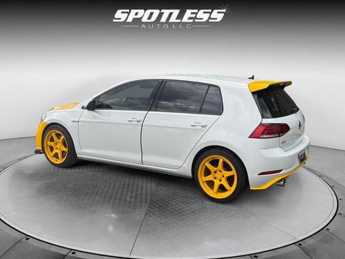 2018 Volkswagen Golf GTI 2.0T S 4-Door