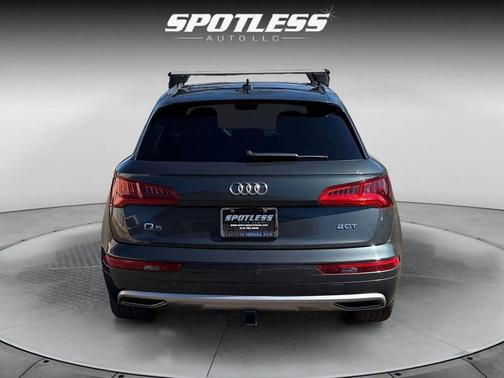 2018 Audi Q5 2.0T Premium Plus