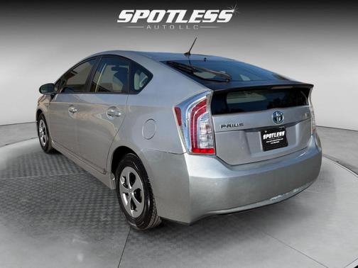 2014 Toyota Prius Two