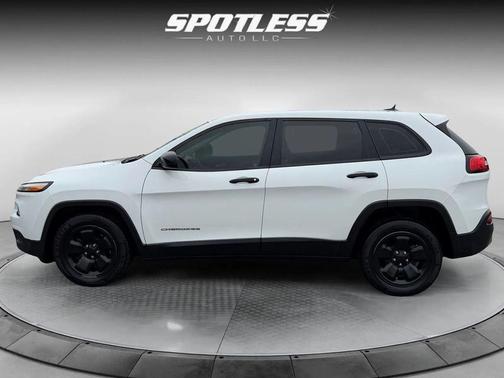 2016 Jeep Cherokee Sport