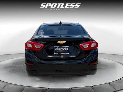 2017 Chevrolet Cruze LS