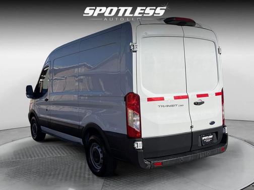 2018 Ford Transit-250 Base