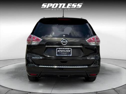 2015 Nissan Rogue SV