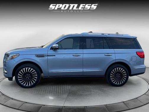 2018 Lincoln Navigator Black Label