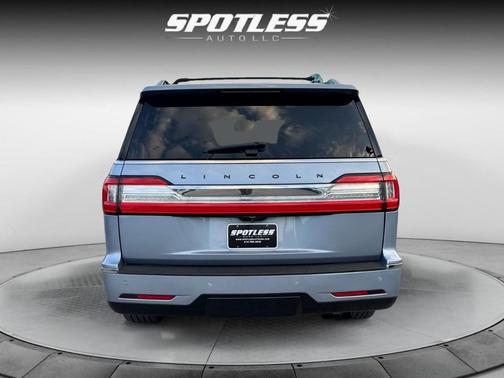 2018 Lincoln Navigator Black Label