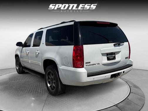 2010 GMC Yukon XL 1500 SLT