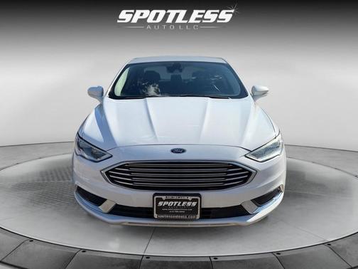 2018 Ford Fusion Hybrid SE