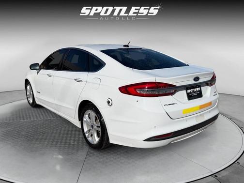 2018 Ford Fusion Hybrid SE