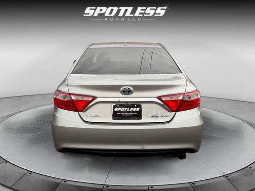 2016 Toyota Camry Hybrid 