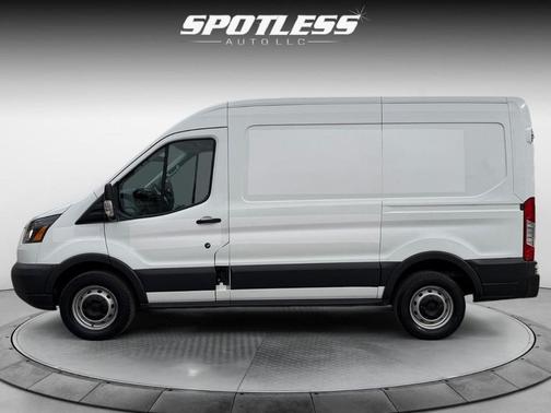 2017 Ford Transit-250 Base