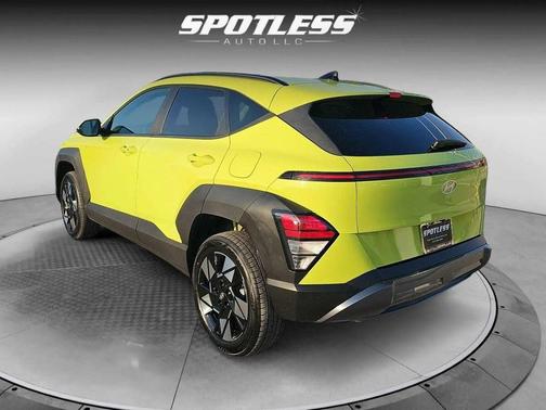 Neoteric Yellow 2024 Hyundai KONA SEL