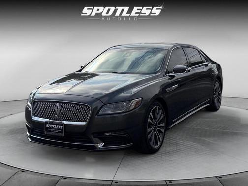 2019 Lincoln Continental Select