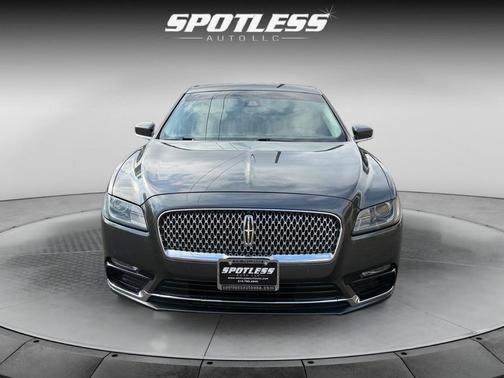 2019 Lincoln Continental Select