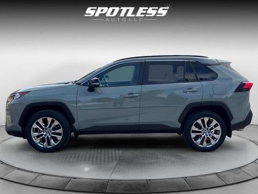 2020 Toyota RAV4 XLE Premium