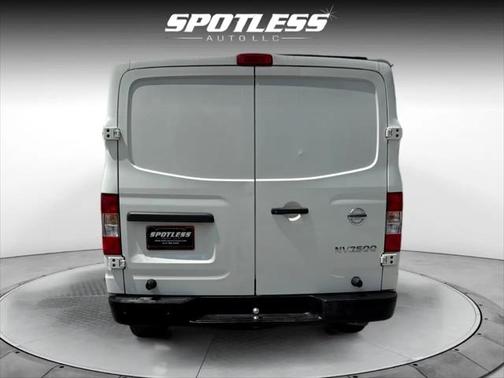 2017 Nissan NV Cargo NV2500 HD SV V6
