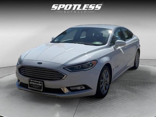 2017 Ford Fusion Hybrid SE
