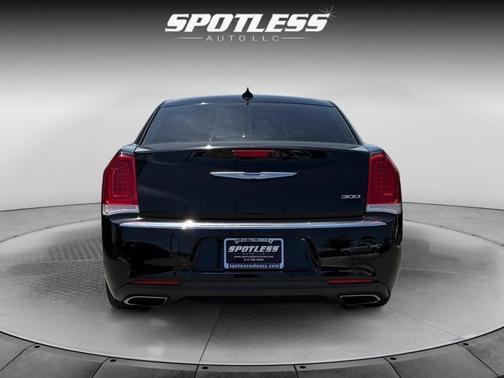 2020 Chrysler 300 Limited